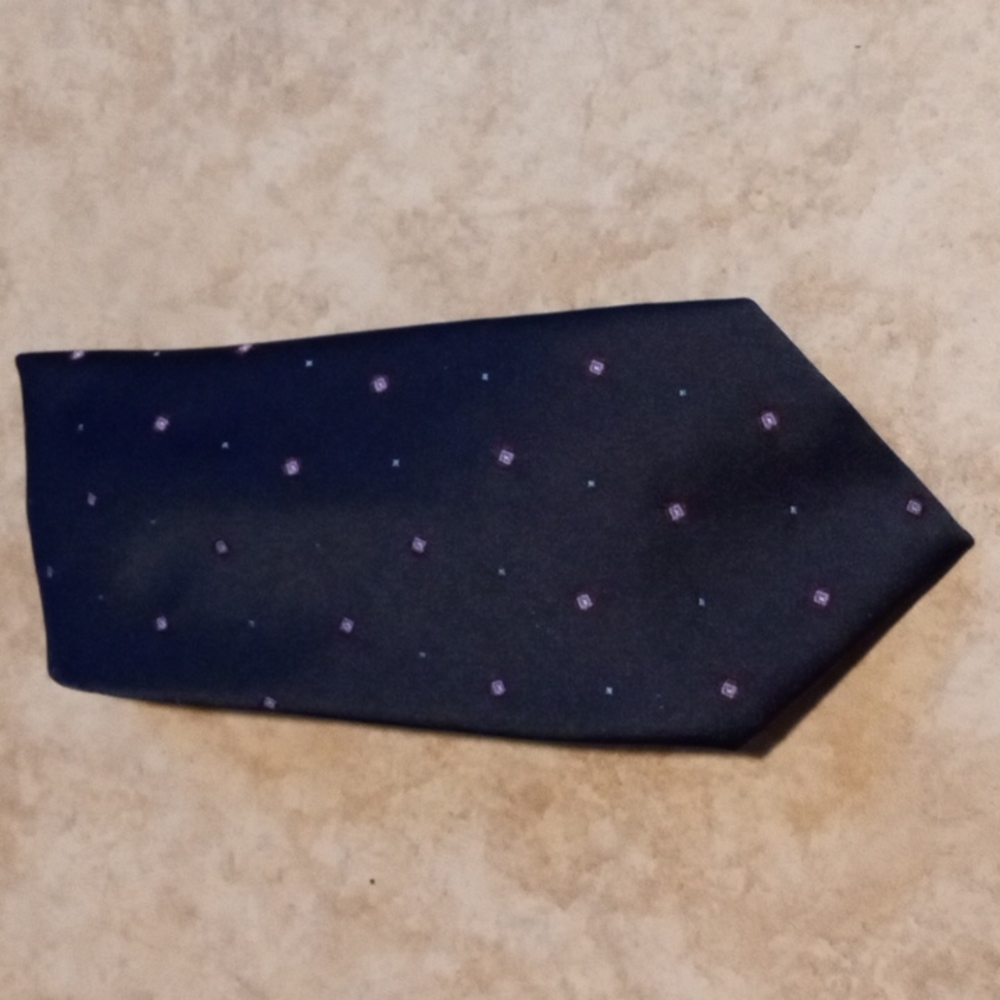 Vintage Lilly Dache' Paris Navy Blue w Diamond & Polkadot Design men's Neck Tie